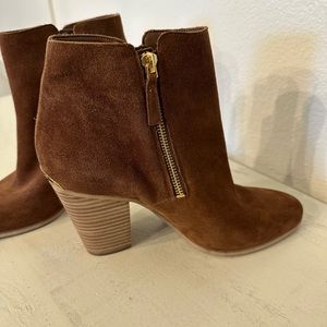 Michael Kors Denver Suede ankle boot brown